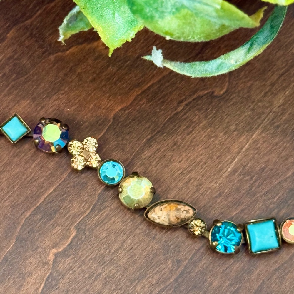 Lovely Sorrelli Vintage Handcrafted Bracelet - Picture 8 of 16